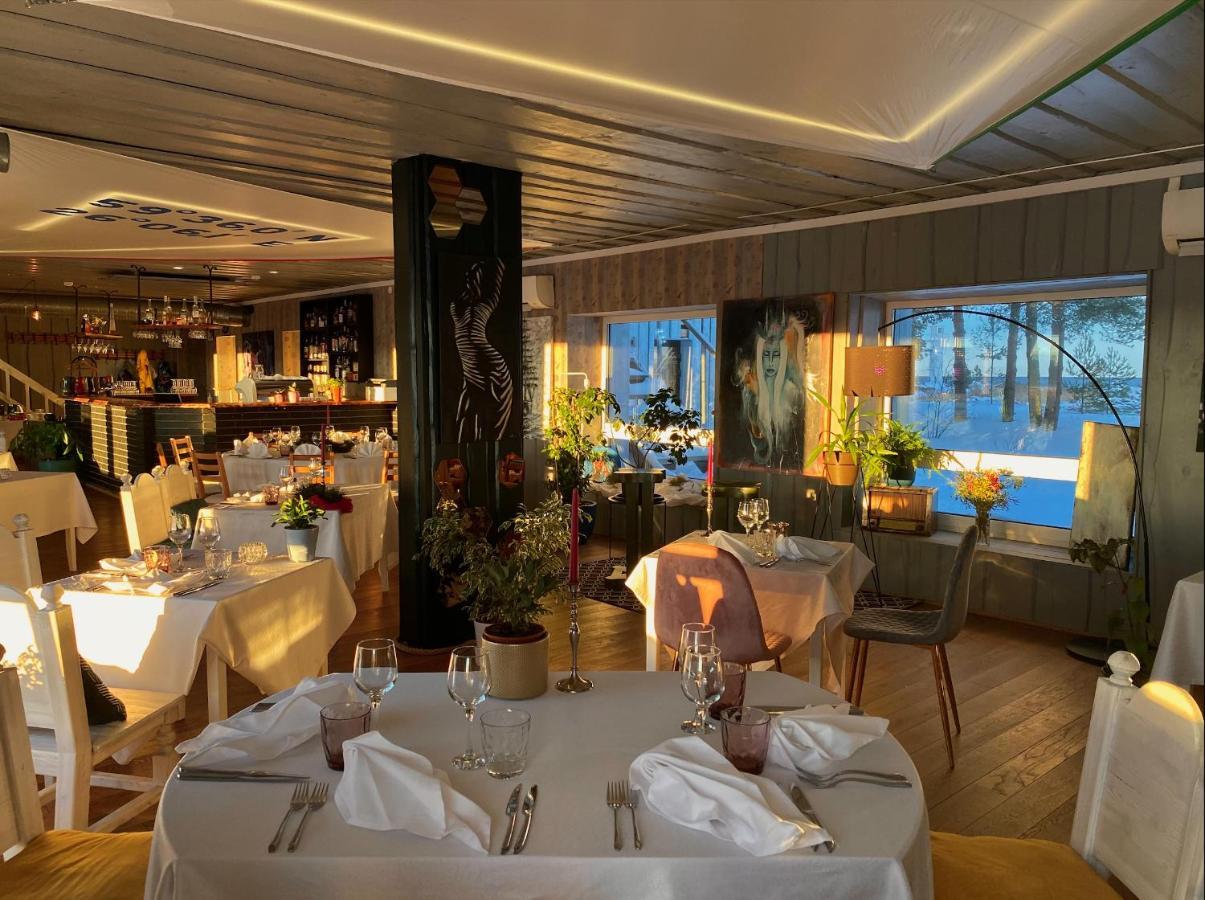 Vergi Sadam & Restoran Wirkes' エクステリア 写真
